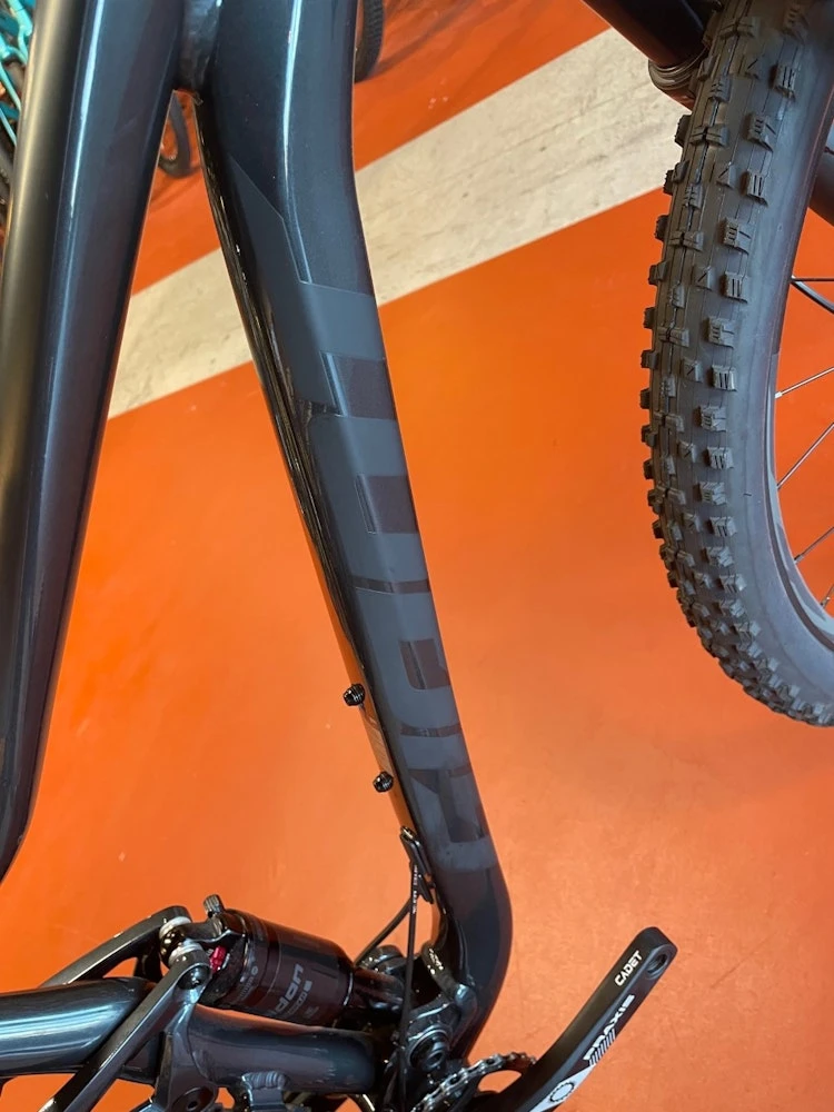 Giant We Ship! Stance 29 2(Crest Fork) - Gunmetal Black 2021 11 Giant We Ship! Stance 29 2(Crest Fork) - Gunmetal Black 2021 - Image 11