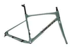 Giant Revolt Advanced 0 Med/Large Frameset - 2020 -Giant FGR10341 PH3 3 scaled