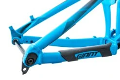 Giant Reign 2 Small Frame - 2018 -Giant FMT11049 PH2 04 scaled