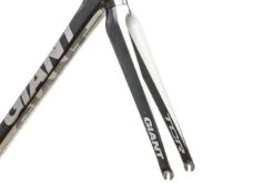 Giant TCR Advanced SL 1 Medium Frameset - 2011 -Giant FRD10262 CT 05 2f0fb6ca 9d1e 425a b711 67272c3b5502 scaled