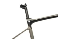 Giant Defy Advanced 2 Small Frameset - 2019 12 Giant Defy Advanced 2 Small Frameset - 2019 -Giant FRD11644 PH2 04 scaled