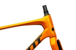 Giant Revolt Advanced 2 Medium Frameset - 2019 -Giant FRD11862 PH2 06 scaled