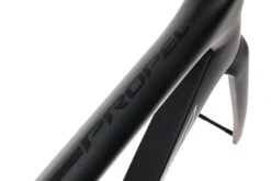 Giant Propel Advanced Disc Medium Frameset - 2020 -Giant FRD12650 PH 4 scaled