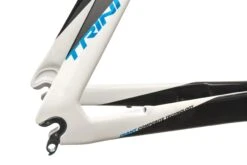 Giant Trinity Composite Large Frameset - 2014 -Giant FTT10266 PH1 04 scaled