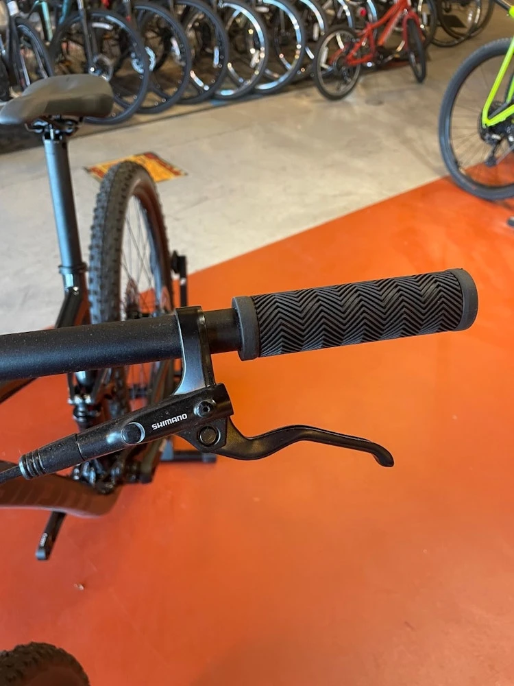 Giant We Ship! Stance 29 2(Crest Fork) - Gunmetal Black 2021 5 Giant We Ship! Stance 29 2(Crest Fork) - Gunmetal Black 2021 - Image 5