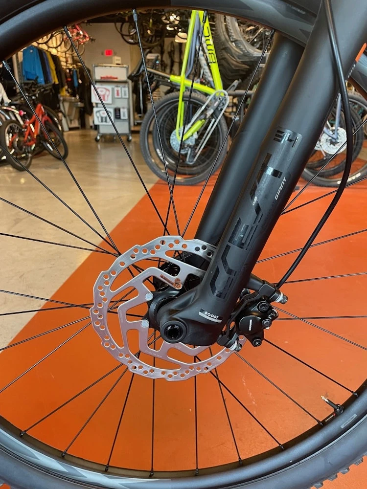 Giant We Ship! Stance 29 2(Crest Fork) - Gunmetal Black 2021 13 Giant We Ship! Stance 29 2(Crest Fork) - Gunmetal Black 2021 - Image 13