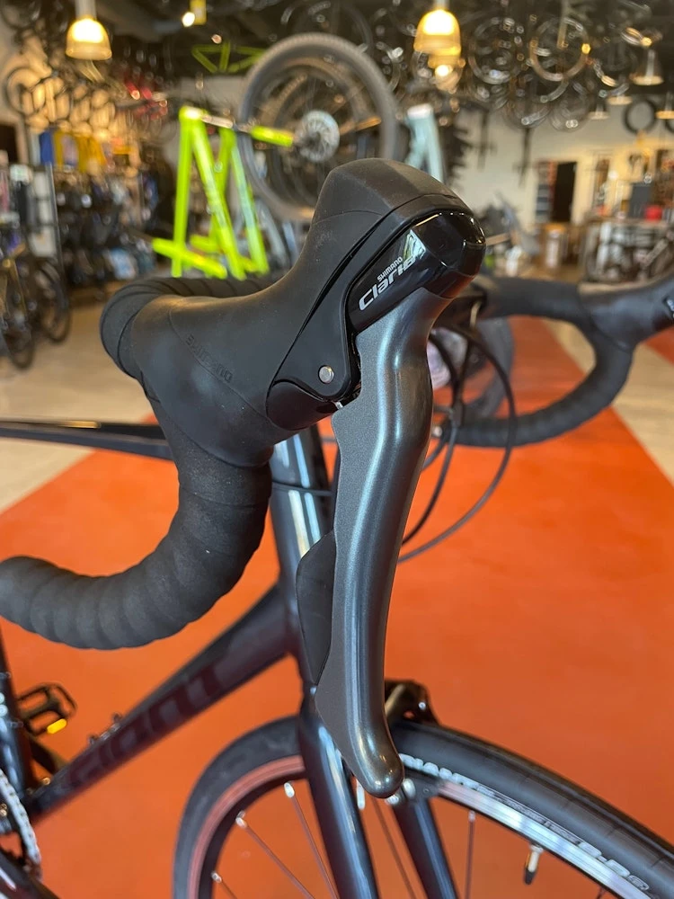 Giant Contend 3 Claris - Cold Iron 2022 2 Giant Contend 3 Claris - Cold Iron 2022 - Image 2