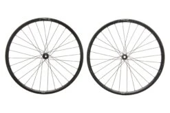 Giant TRX-0 Carbon Tubeless 27.5" Wheelset