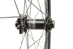 Giant TRX-0 Carbon Tubeless 27.5" Wheelset -Giant WMT10876 DD 04 scaled