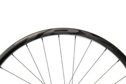 Giant TRX 1 Boost Carbon Tubeless 27.5" Front Wheel -Giant WMT10998 DD 05 scaled