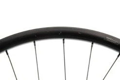 Giant TRX 1 Boost Carbon Tubeless 27.5" Front Wheel -Giant WMT10998 DD 09 scaled