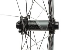 Giant XCR1 Carbon Tubeless 27.5" Wheelset -Giant WMT11758 PH2 04 scaled
