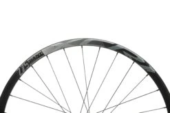 Giant XCR1 Carbon Tubeless 27.5" Wheelset -Giant WMT11758 PH2 06 scaled