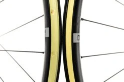 Giant XCR1 Carbon Tubeless 29" Wheelset -Giant WMT12765 PH3 05 scaled