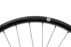 Giant TRX 0 Carbon Tubeless 27.5" Wheelset -Giant WMT12775 PH3 10 scaled