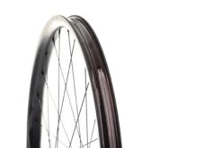 Giant TRX2 Disc Carbon Tubeless 29" Front Wheel -Giant WMT13065 PH3 04 scaled