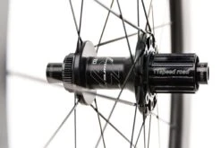 Giant SLR 0 42/66mm Disc Carbon Clincher 700c Wheelset 9 Giant SLR 0 42/66mm Disc Carbon Clincher 700c Wheelset -Giant WRD11563 CM 03 scaled