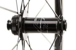 Giant SLR 0 42/66mm Disc Carbon Clincher 700c Wheelset 10 Giant SLR 0 42/66mm Disc Carbon Clincher 700c Wheelset -Giant WRD11563 CM 04 scaled