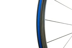 Giant SLR 1 30mm Carbon Clincher 700c Rear Wheel 8 Giant SLR 1 30mm Carbon Clincher 700c Rear Wheel -Giant WRD11621 CT 04 scaled