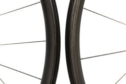 Giant SLR 1 30 Carbon Clincher 700c Wheelset -Giant WRD12132 CM 05 scaled