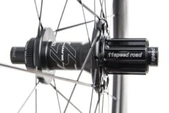 Giant SLR 0 42mm / 65mm Carbon Tubeless Wheelset -Giant WRD12376 RJ 04 scaled