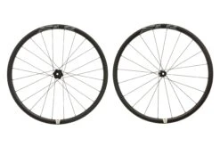 Giant SLR 0 30mm Carbon Clincher Disc 700c Wheelset