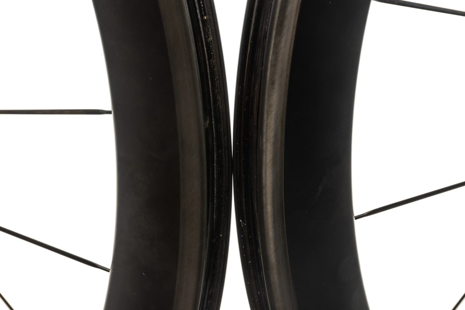 Giant SLR Aero Carbon Clincher 700c WheelSet 5 Giant SLR Aero Carbon Clincher 700c WheelSet - Image 5