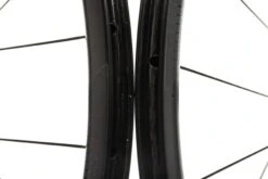 Giant SLR One Disc Carbon Tubeless 700c Wheelset -Giant WRD14635 PH2 05 scaled