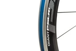 Giant P-SLR 1 55mm Aero Carbon Clincher 700c Rear Wheel -Giant WRD14651 PH2 04 scaled