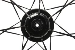 Giant SLR Aero Carbon Tubeless 700c Rear Wheel -Giant WRD15278 PH1 08 scaled