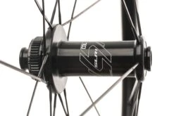 Giant SLR One Carbon Tubeless 700c Wheelset -Giant WRD15384 PH1 04 scaled