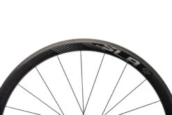 Giant SLR1 DBL Carbon Tubeless 700c Wheelset -Giant WRD15516 PH2 06 scaled