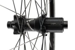 Giant CXR 1 Disc Carbon Tubeless 700C Wheelset -Giant WRD16676 PH3 03 scaled