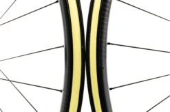 Giant CXR 1 Disc Carbon Tubeless 700C Wheelset -Giant WRD16676 PH3 05 scaled