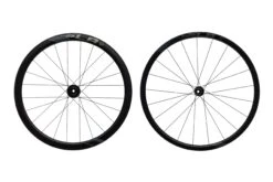 Giant SLR 1 30 / 42mm Disc Carbon Tubeless 700c Wheelset
