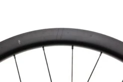 Giant SLR 1 42 Carbon Tubeless Rear Wheel -Giant WRD18909 PH3 13 scaled