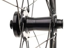 Giant P-R2 Disc Aluminum Tubeless 700c Wheelset -Giant WRD19024 PH3 4 scaled